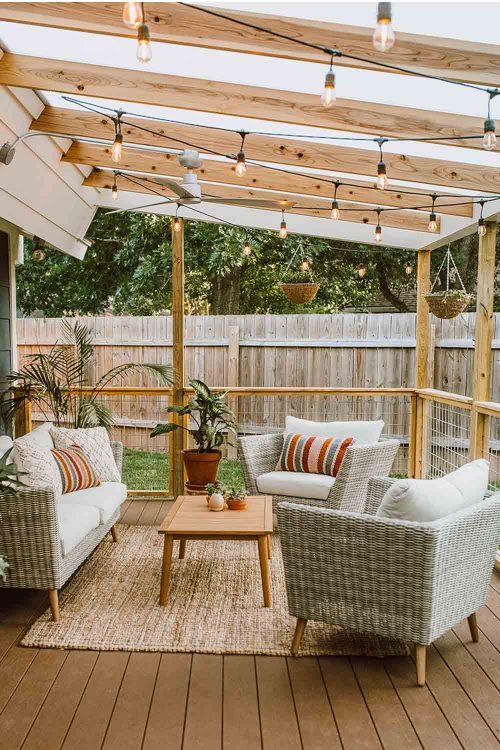 pergola de manera con bombillas